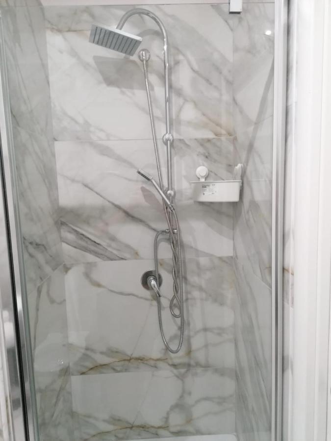 הוילה נאפולי Centro Storico Casa Elegante Per Famiglia מראה חיצוני תמונה
