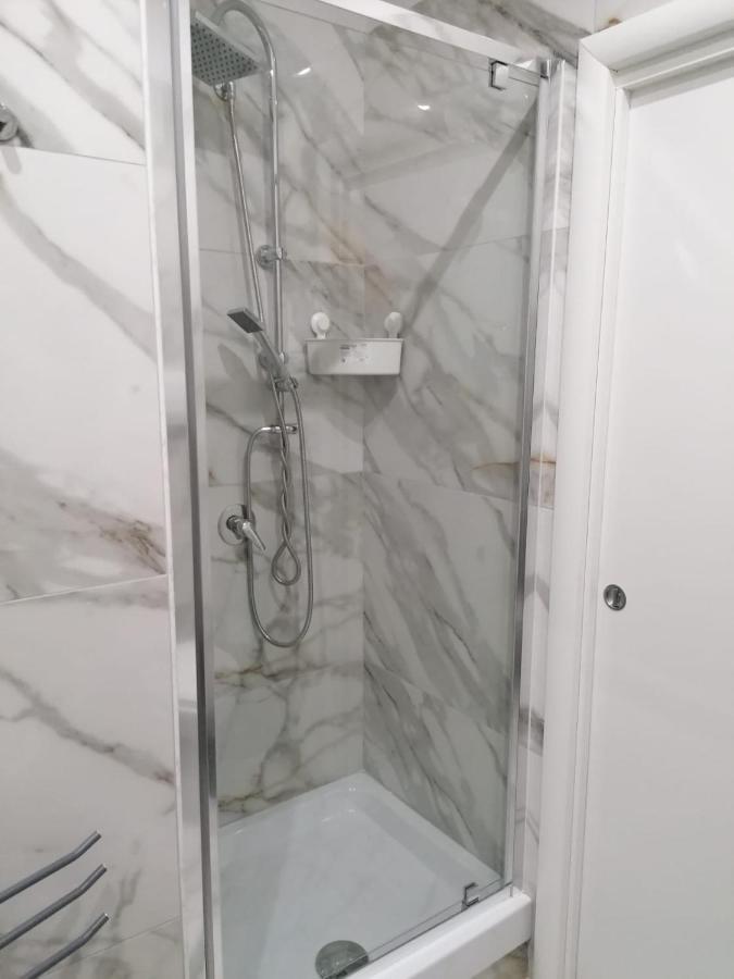 הוילה נאפולי Centro Storico Casa Elegante Per Famiglia מראה חיצוני תמונה