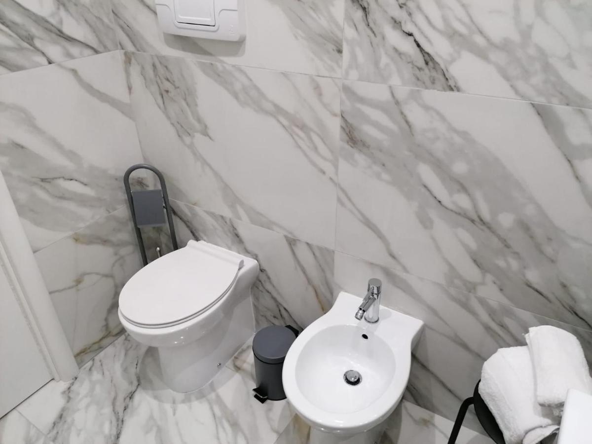 הוילה נאפולי Centro Storico Casa Elegante Per Famiglia מראה חיצוני תמונה